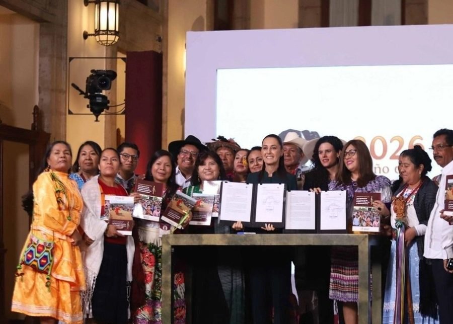 Presentación de la iniciativa de ley en Palacio Nacional